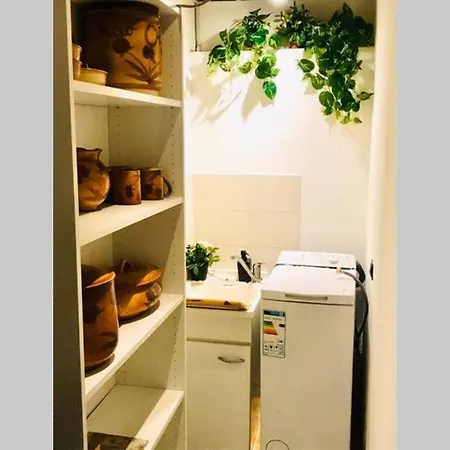 Oli's Charming House